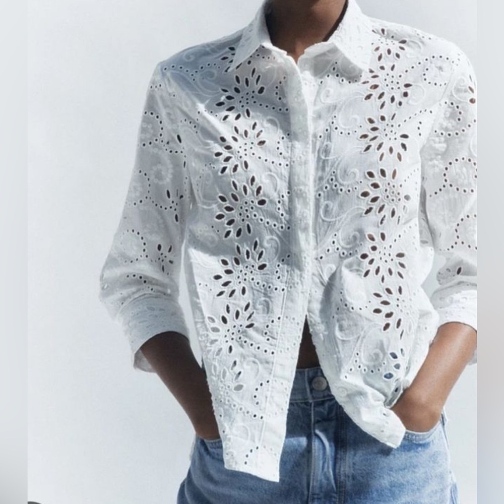 Zara White 3/4 Sleeve Embroidered Button Down Shirt